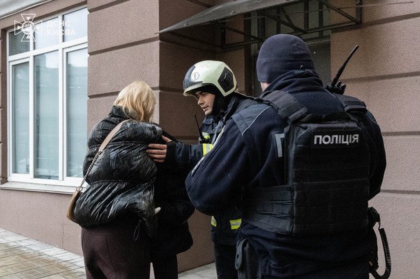 Пожежа у квартирі на Кудрявському узвозі / © ГУ ДСНС у Києві