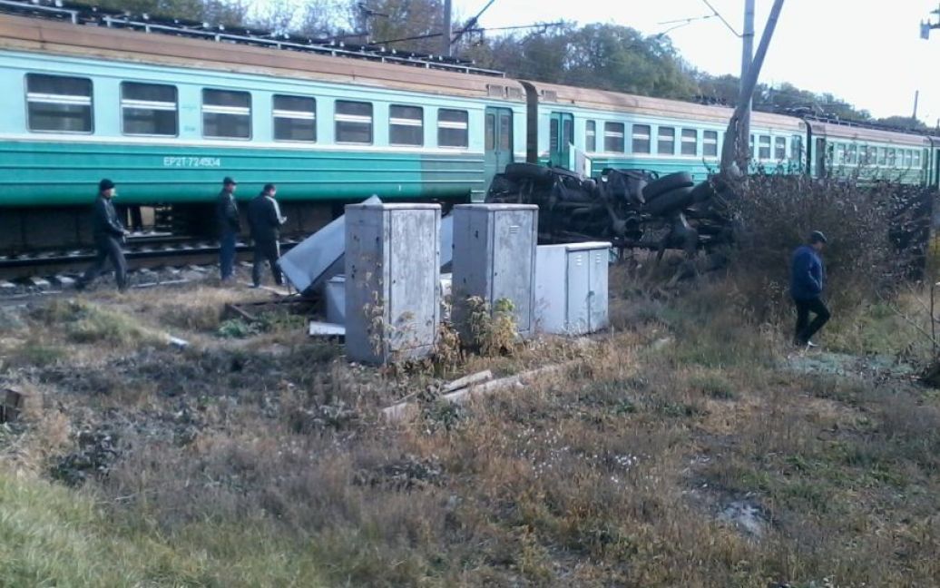 Возле Макеевки поезд столкнулся с грузовиком / © ВКонтакте/Типичная Макеевка