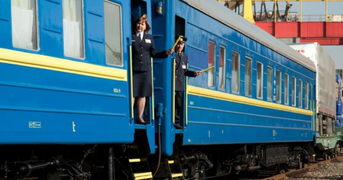 "Укрзализныця" отменила несколько пригородных поездов: причины
