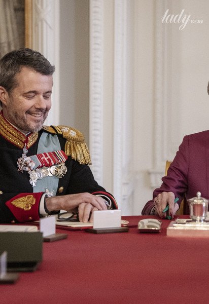 Король Фредерік X на церемонії підписання декларації з королевою Маргрете II / © Getty Images