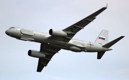 РФ отправила в Сирию самолет-разведчик Ту-214Р