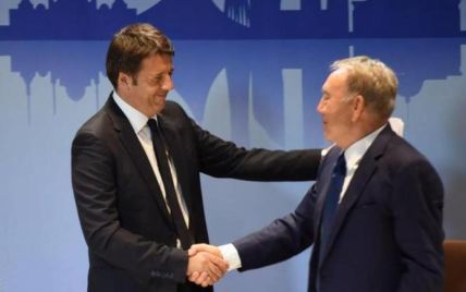 Президент Казахстана и премьер Италии застряли в лифте