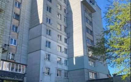 Во Львове 2-летняя девочка выпала из окна 8 этажа: полиция выясняет обстоятельства гибели ребенка