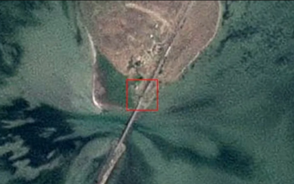 Удар по мосту в Чонгарі: показали супутникові знімки пошкоджень