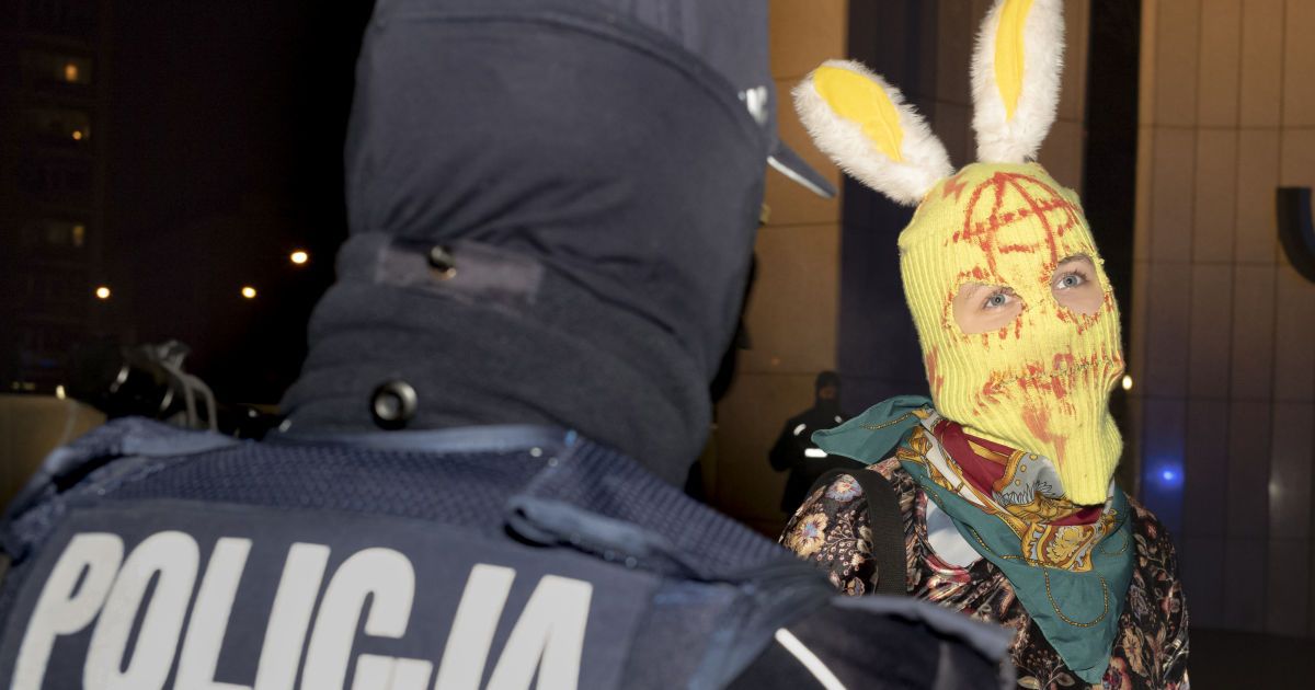 Польща зафіксувала мільйон заражень коронавірусом