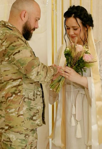 Соломія Вітвіцька з чоловіком