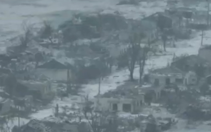 Сплошное пепелище без жителей: РФ полностью уничтожила Новоселовское на Луганщине (видео)