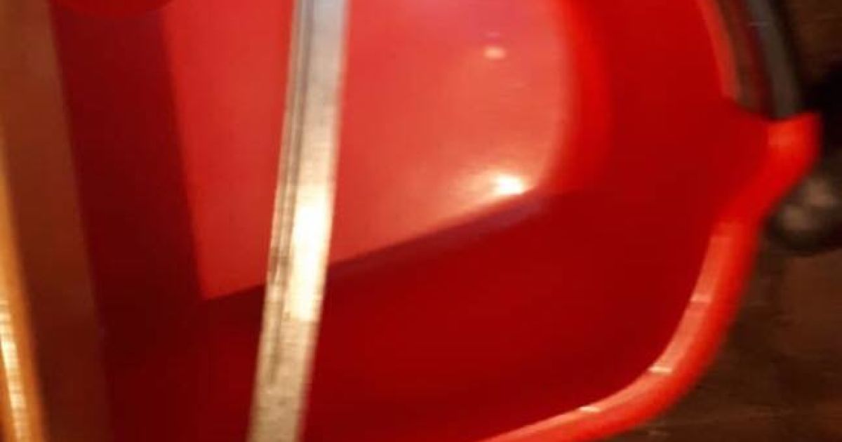 В Киеве мужчина "под мухой" нападение с саблей на парня