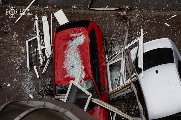 Пожежа у квартирі на Кудрявському узвозі / © ГУ ДСНС у Києві