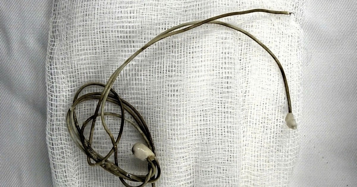 Зарядний пристрій