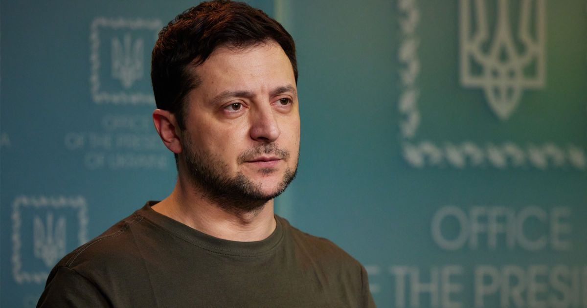 Зеленський присвоїв звання Героя України 15 захисникам: повний перелік