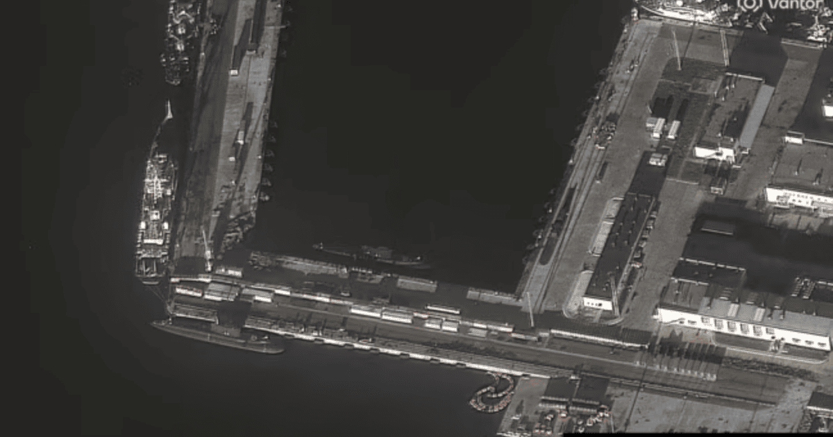 Супутникові знімки показали пошкодження порту Новоросійська