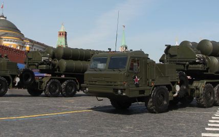 Россия испытала групповой запуски ракет из "Искандера"