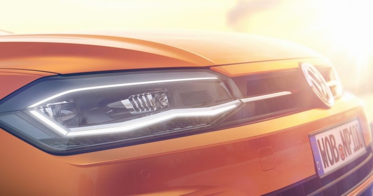 Volkswagen показал тизеры нового хэтчбека Polo