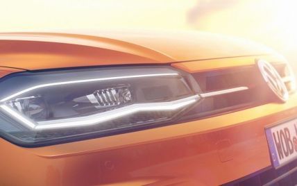 Volkswagen показал тизеры нового хэтчбека Polo