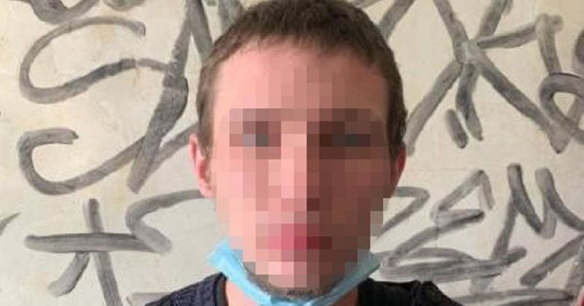 У Києві двоє 19-річних хлопців продавали онлайн неіснуючий брендовий одяг / © Полиция Киева / Facebook