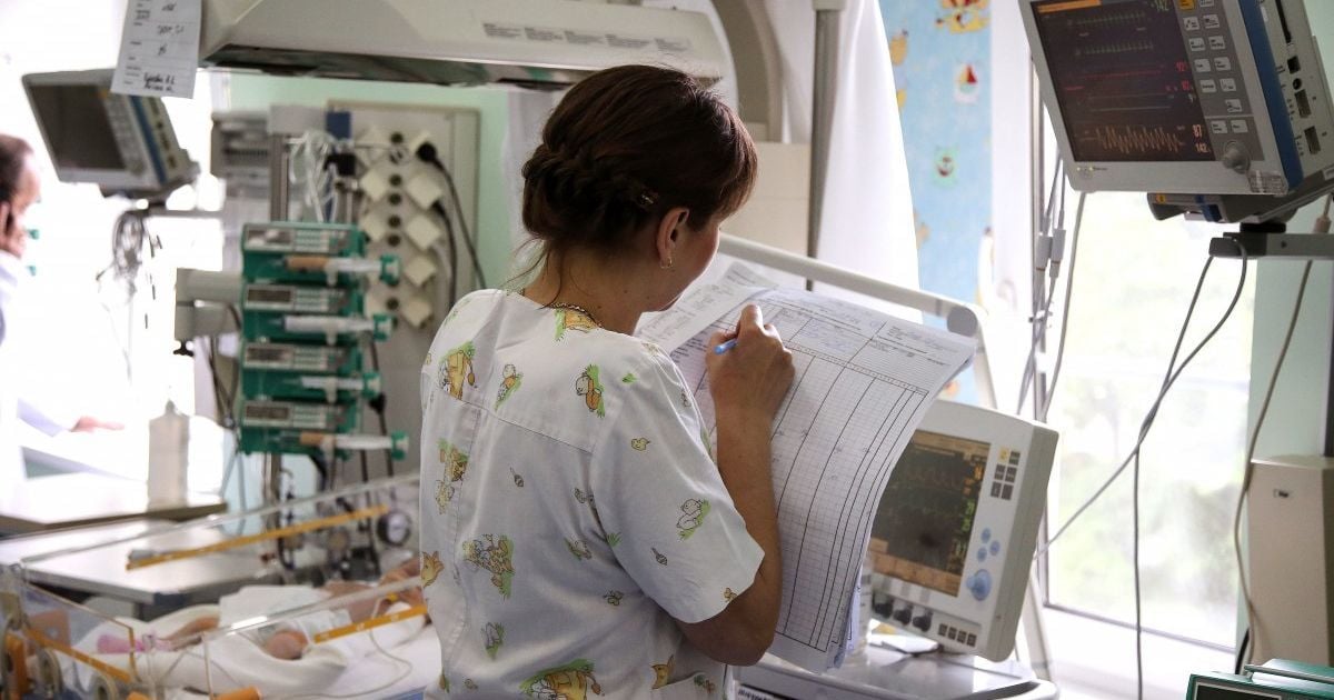У школі Львівської області хлопець розпорошив перцевий балончик: п’ятеро дітей у лікарні