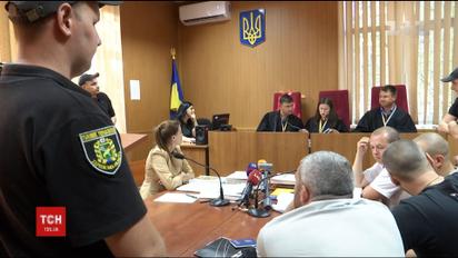 Суд в Харькове рассматривает дело коллекторов, которых подозревают в пытках