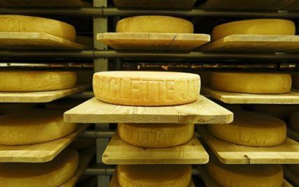 Сан-Марино "відхрестилось" від поставок хамону і сиру в Росію