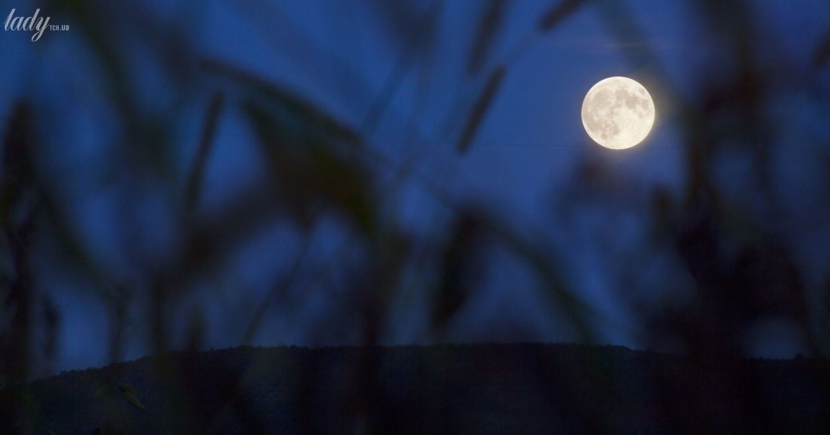 Місячний календар на 2-3 вересня: дні, коли не потрібно нічого робити для шкіри обличчя