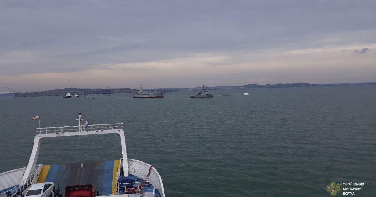 Росія перекрила Керченську протоку для кораблів - ЗМІ