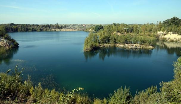 Кар'єр з видобутку базальту в с.Базальтове / © wikipedia.org