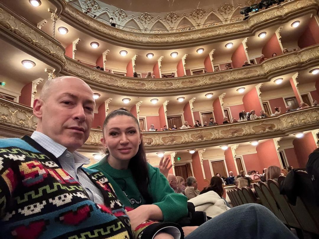 Дмитрий Гордон и Алеся Бацман / © instagram.com/alesiabatsman