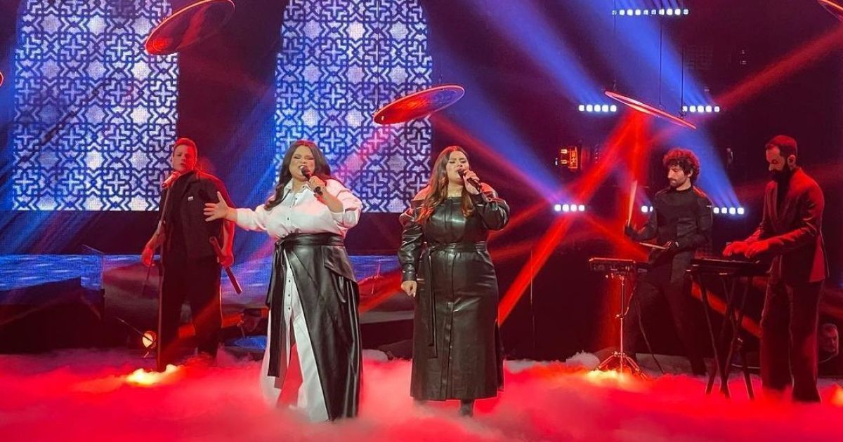 "Голос країни-11": звезда Ровно Юлия Тимочко перепела вместе с KAZKA хит "Плакала"