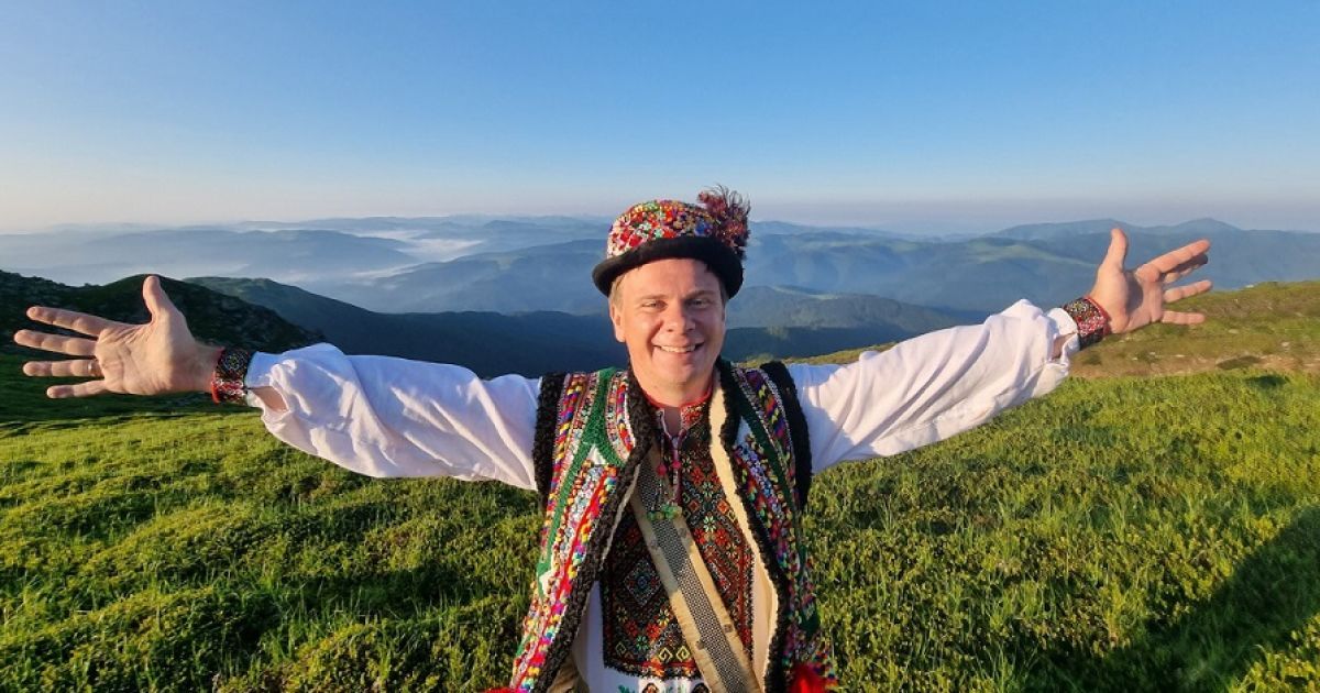 Дмитрий Комаров рассказал, начал ли строительство дачи в Карпатах