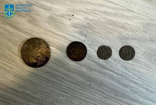 Старовинні монети / © Закарпатська обласна прокуратура