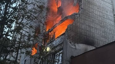 Пожежа у Львові після ракетної атаки РФ_1 / © Садовий/Facebook