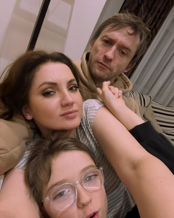 Оля Цибульська з родиною / © instagram.com/cybulskaya