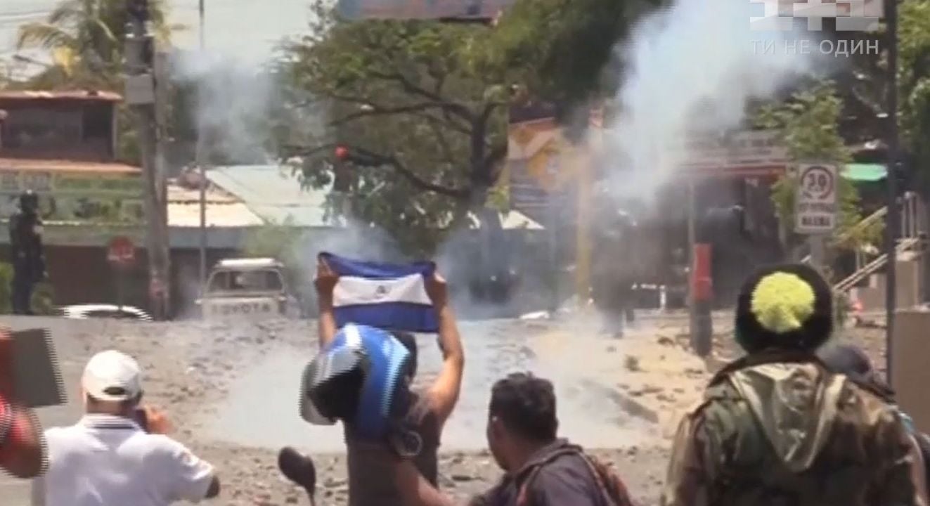 На антиурядових протестах у Нікарагуа під час ефіру вбили журналіста