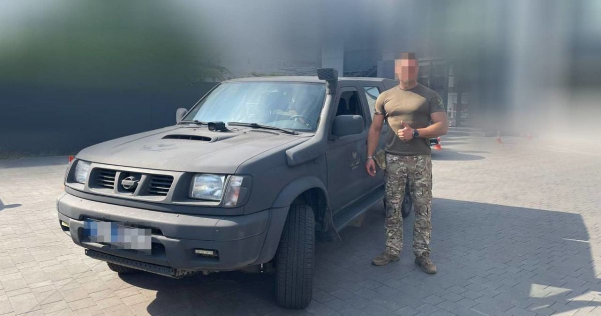 Favbet Foundation передал на южное направление очередной внедорожник Nissan Navara