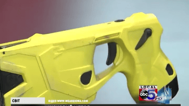 У США вдарити мера міста електрошокером коштує усього 5 доларів