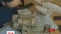 У Дніпрі на гарячому спіймали суддю, який два роки прокручував афери з нерухомістю