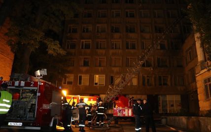 Пары ртути. Киевляне обеспокоены из-за пожара возле химлаборатории университета
