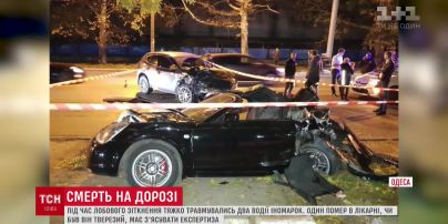 В Одессе водитель Toyota вылетел на встречную полосу и погиб от лобового столкновения