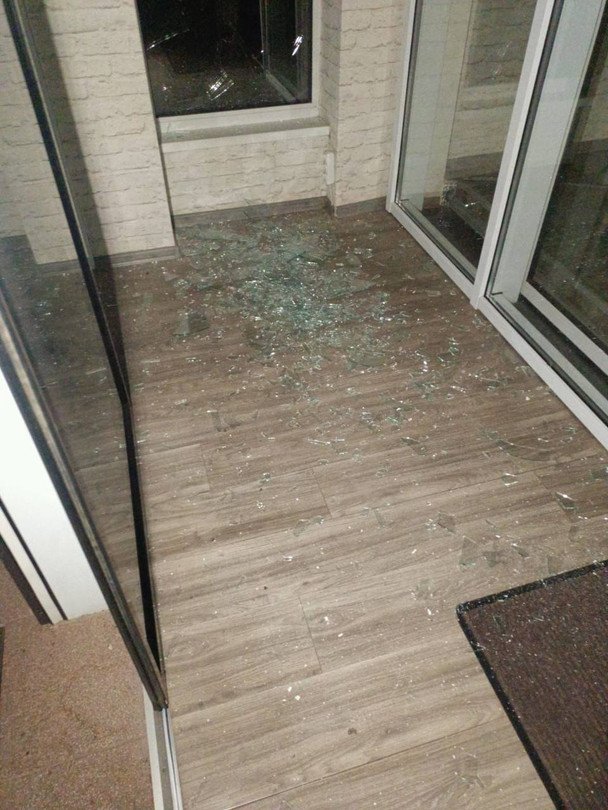 Поврежденный дом в Киевской области