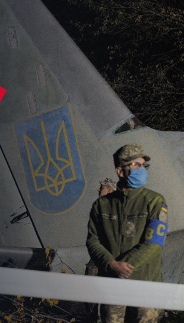 Трагедия Ан-26: новые подробности о том, кто выжил, и как родные погибших справляются с горем