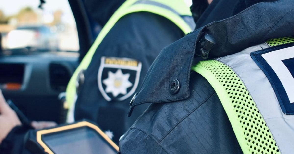 В Україні правоохоронці масово відкривають кримінальні виробництва щодо підробки COVID-документів