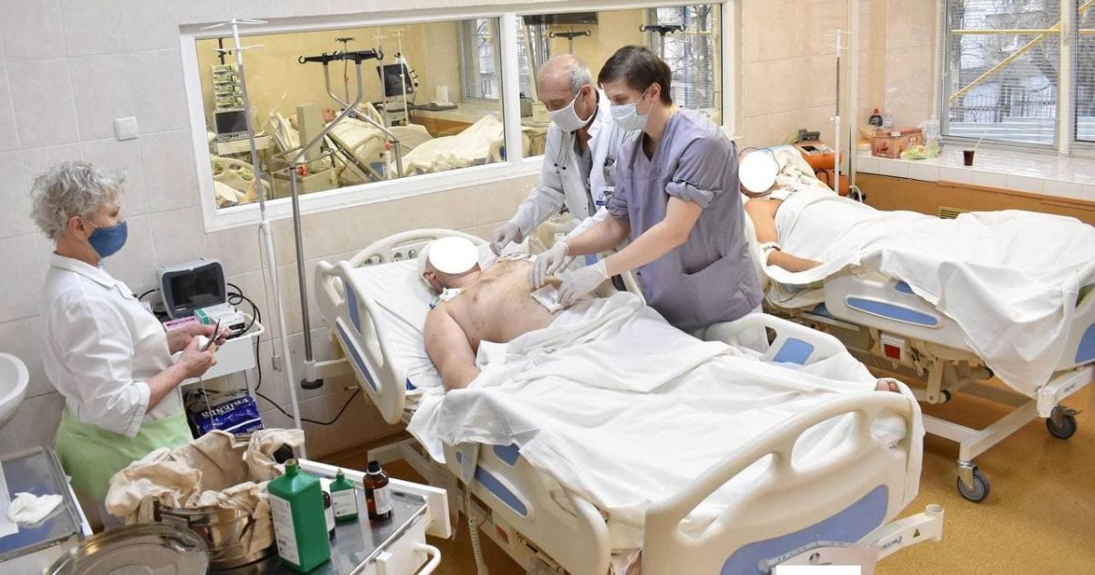 Понад 500 іноземних медиків виявили бажання надавати допомогу в Україні
