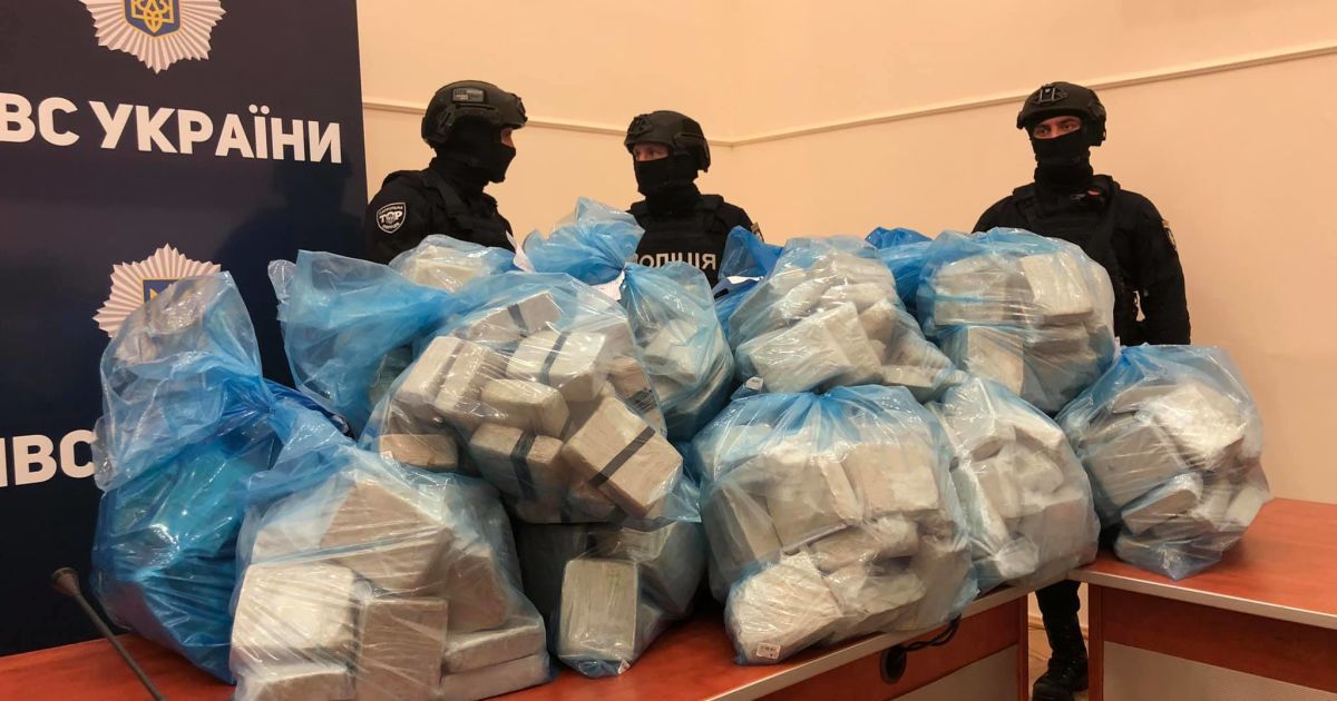 Столичні правоохоронці за останній місяць конфіскували рекордну кількість наркотиків: майже тонну