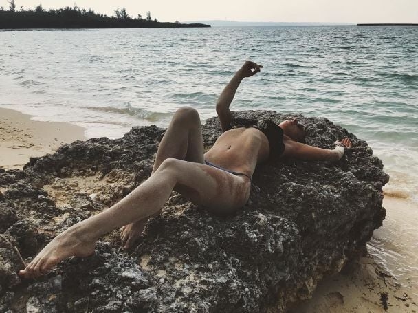 Анна Карелина в бикини / © instagram.com/karelina.ann__