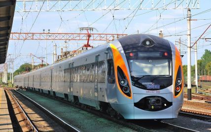Все поезда "Интерсити" до конца года будут иметь Wi-Fi от терминалов Starlink — Камышин