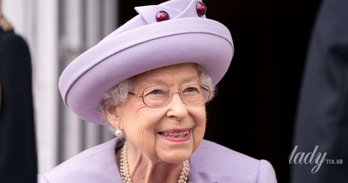 Королева Єлизавета II