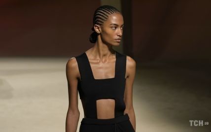 Простота, удобство и много цвета кэмел: бренд Hermès презентовал коллекцию весна-лето 2023