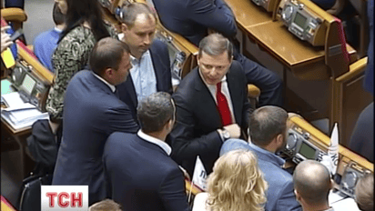 Сьогодні відбудеться зустріч лідерів фракцій з Володимиром Гройсманом