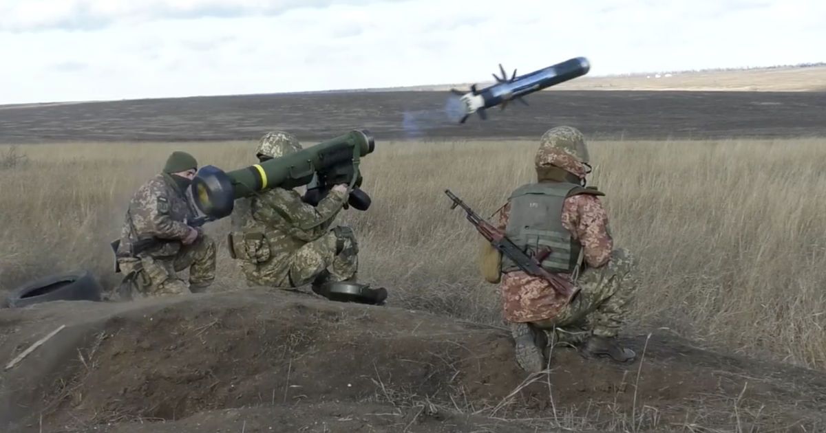Загроза з боку РФ посилилася: Держдеп радить американцям не їхати до України