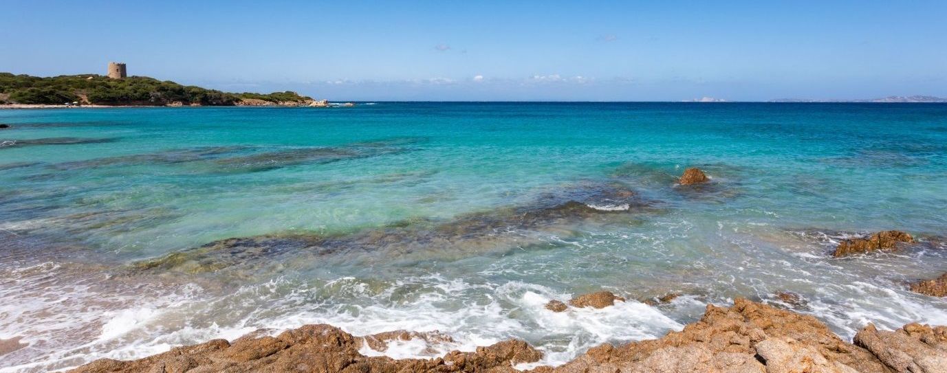 Самый популярный пляж Сардинии планируют сделать платным